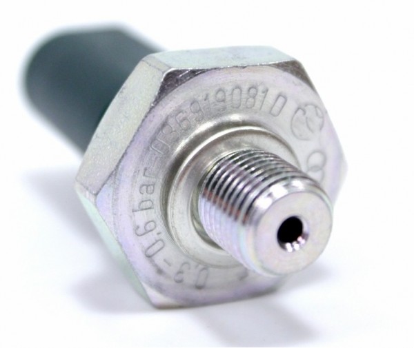 036919081D Interruptor de presión de aceite