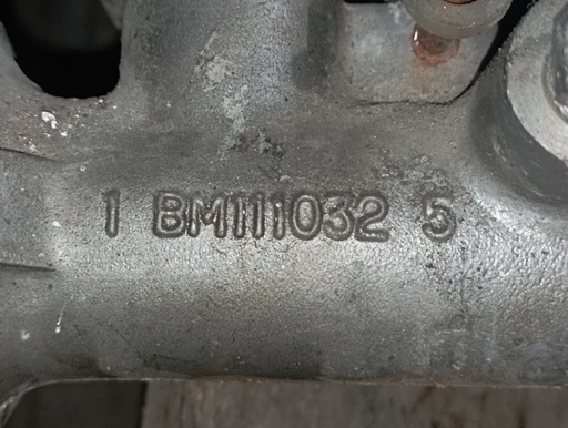 [BM111032-4] Bomba de freno 4 salidas BM111032 Hyundai H-1